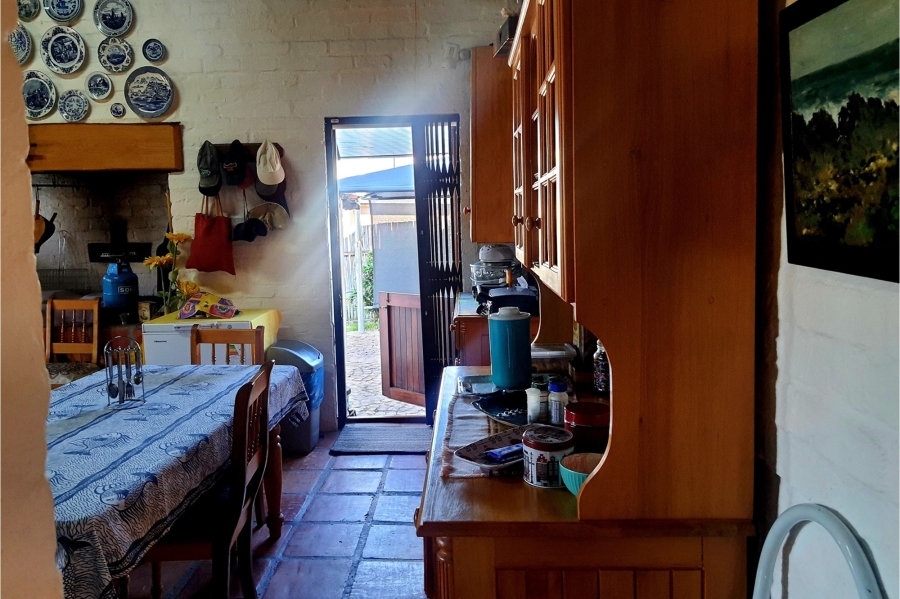 4 Bedroom Property for Sale in Boggomsbaai Western Cape